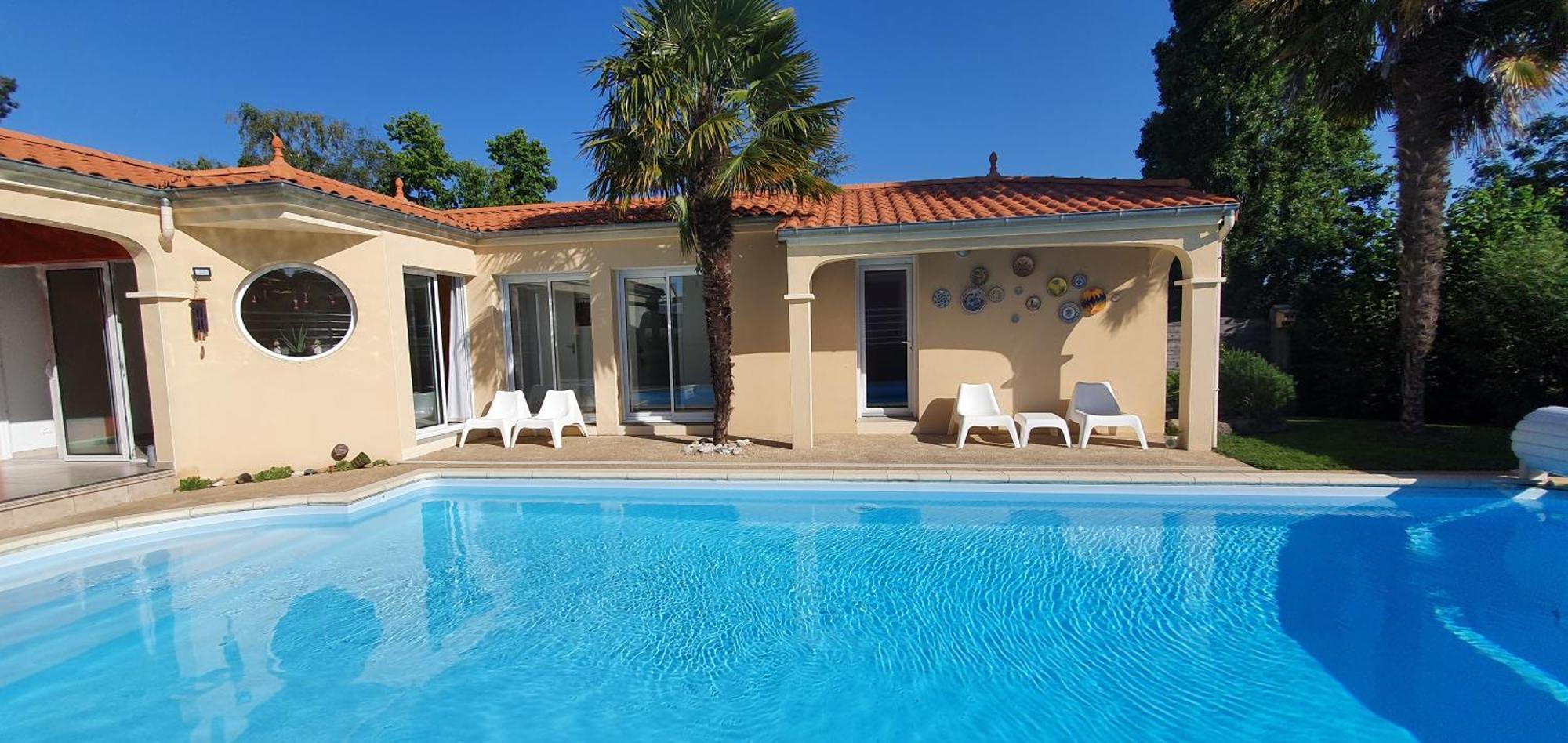 A La Topaze #Gite Calme #3 Pers #Piscine Privee #Cholet #Wifi Haut Debit #Preau #Cholet #Parc Japonais #Puy Du F Ou Le May-sur-Èvre Kültér fotó